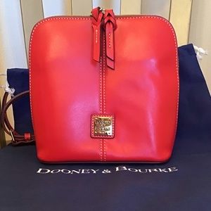 Dooney & Bourke Trixie Crossbody bag